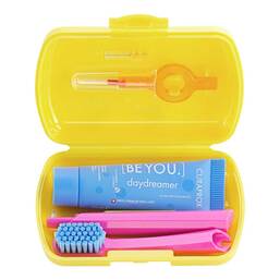 Abbildung: Curaprox Travel-Set gelb 1 St PZN 17907081