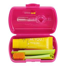 Abbildung: Curaprox Travel-Set rot 1 St PZN 17907129