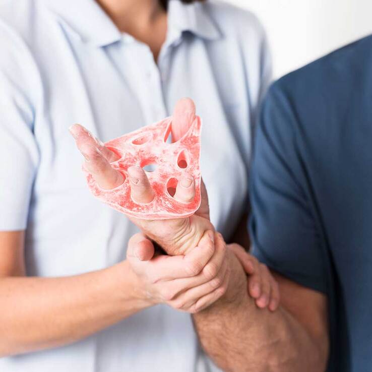 Thera Band Hand Xtrainer rot - 4