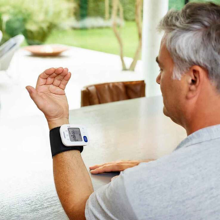 Omron RS4 Hem-6181-E Handgelenk Blutdruckmessgerät - 3