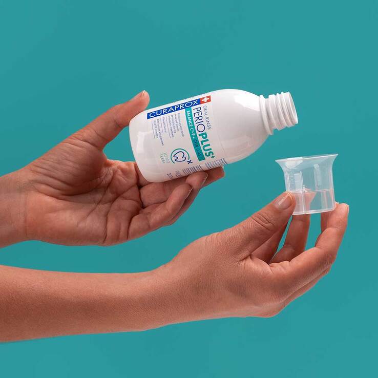 Curaprox Perio Plus + Balance Mundspülung - 2